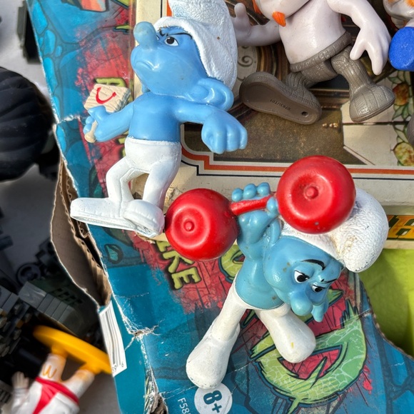 Smurfs Blue and White Toy Set lot - Picture 9 of 11